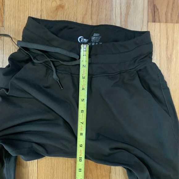 Zyia Joggers -Olive Green - Picture 5 of 5